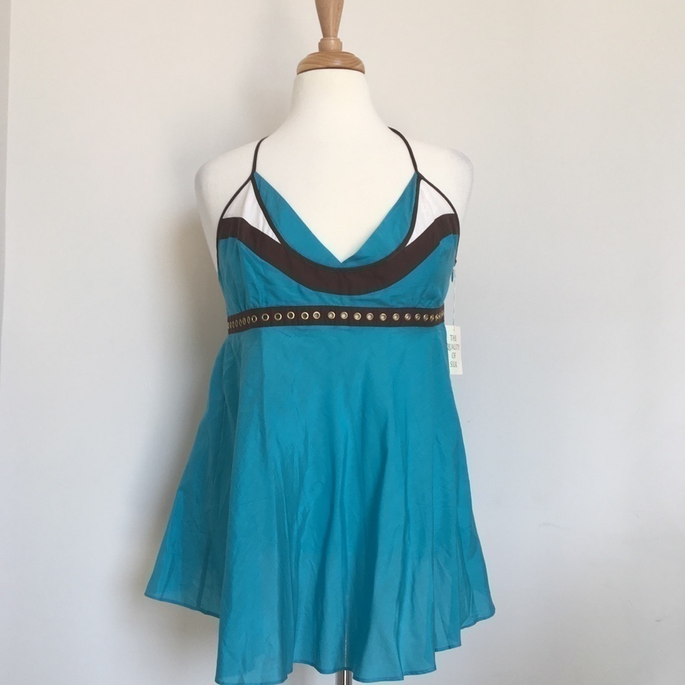 🆕Moda International Swing Top Silk Blend